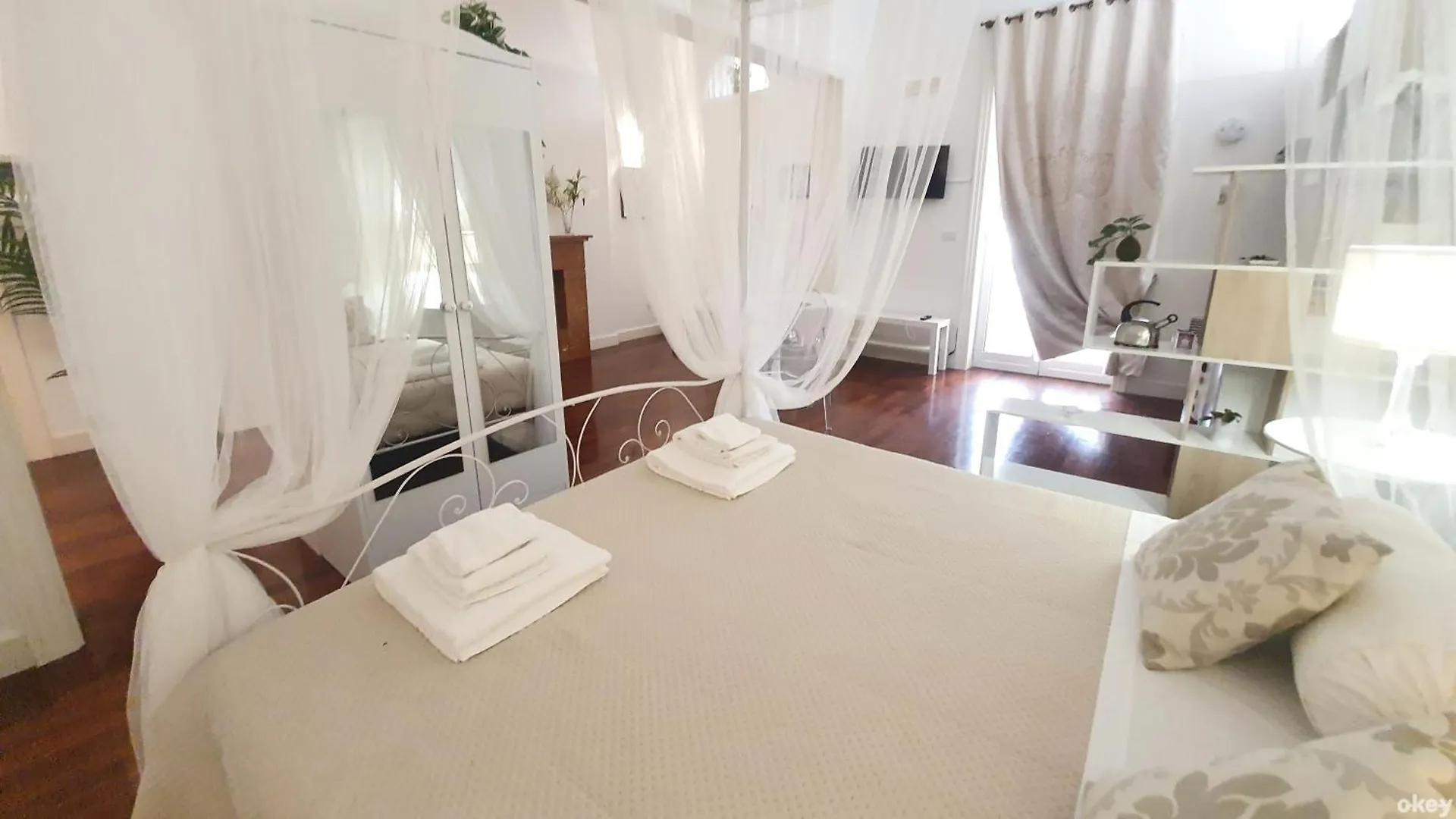 Dimora Alighieri - Bari Centro Apartment 0*,
